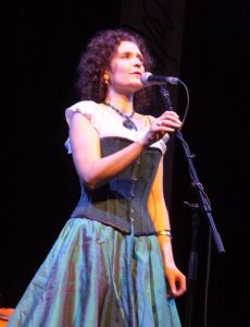 Alyth (singer)