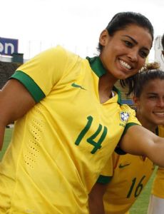 Alline Miranda Calandrini de Azevedo