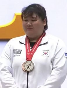 Son Young-hee