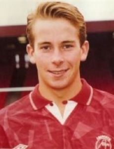 Stephen Wright (Scottish footballer)