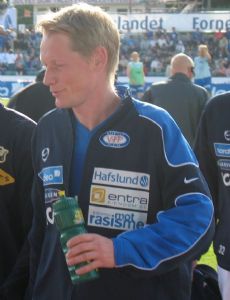 Tom Henning Hovi