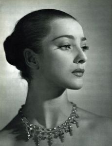 Janine Charrat