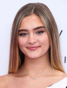 Lizzy Greene