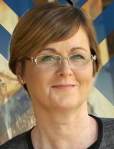 Linda Reynolds