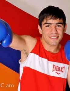 Artur Hovhannisyan (boxer)