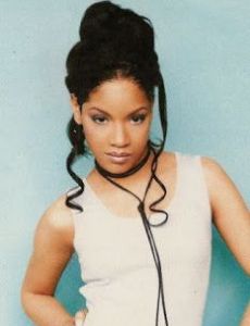 Zakiya (singer)