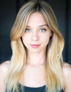 Anna Lore