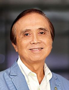 Ernesto Pernia