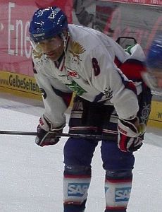 Yanick Lehoux