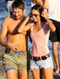 Gerard Butler and Beatriz Coelho