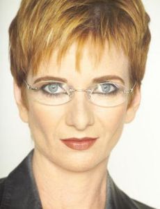 Fiona Coyne (presenter)