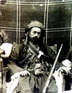 Mahmud Barzanji revolts