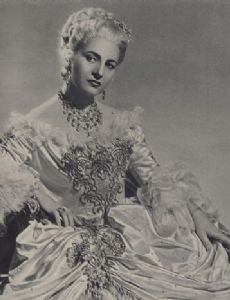 Clara Petrella