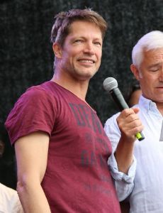 Mickey Hardt