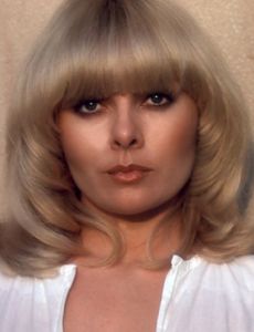 Janis Schmitt