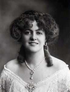 Marie Studholme