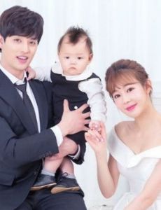 Eli Kim and Yeon-Soo Ji