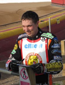 Magnus Karlsson (speedway rider)