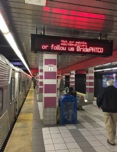 12–13th & Locust station