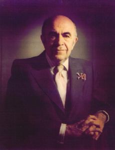 Amir-Abbas Hoveida