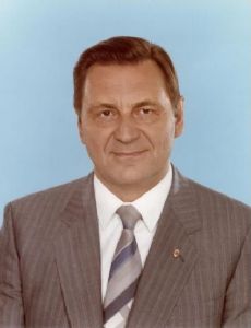 Siegfried Lorenz (politician)