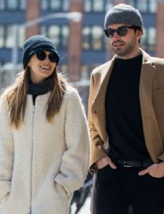 Elizabeth Olsen and Robbie Arnett