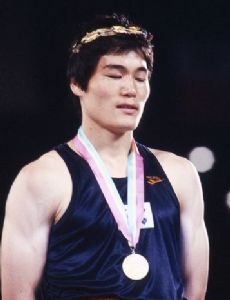 Shin Joon-Sup