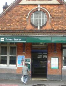 Selhurst railway station
