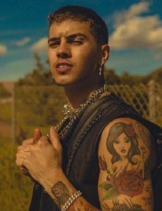 Biel (singer)