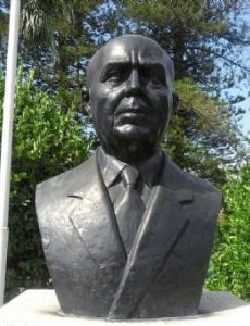 Haşim İşcan