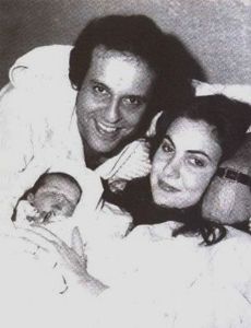 Dennis Carvalho and Monique Alves