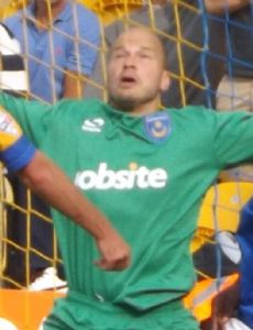 Phil Smith (footballer born 1979)