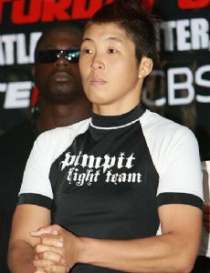 Yoko Takahashi (fighter)