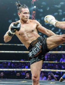 Petchtanong Banchamek