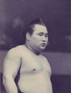 Iwakaze Kakutaro