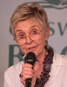Mary Chamberlain