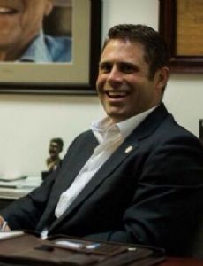 Nicholas Freitas