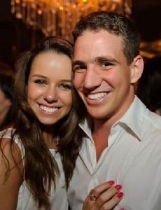 Lucas Foresti and Carolina Adriano