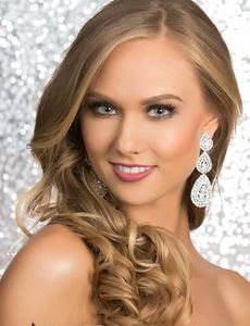 Lauren Howe