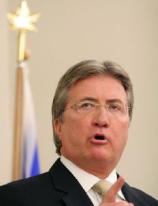 Danny Williams (politician)