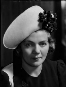 Joan Ingram (tennis)