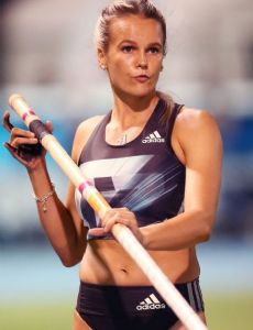 Vicky Parnov