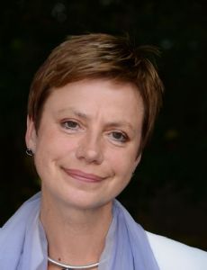Sarmīte Ēlerte