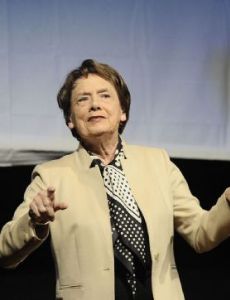 Catherine Lalumière