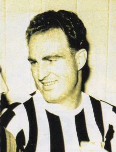 John Hansen (footballer born 1924)
