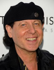 Klaus Meine and Alycen Rowse