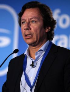 Carlos Floriano Corrales