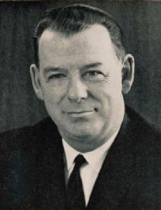Charles MacNaughton