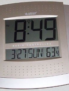 Radio clock