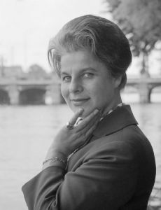 Irmgard Seefried